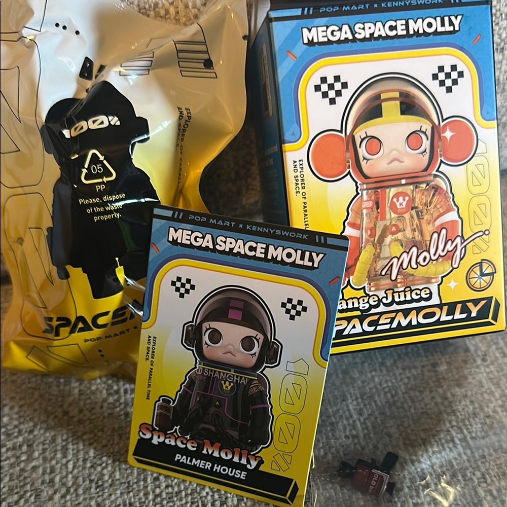 Popmart Mega Space Molly Palmer House sealed bag